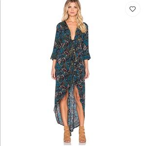 Knot Sisters Morrison Kimono Dress in dark floral